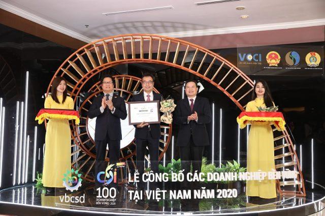 digiworld-nhan-giai-thuong-top-100-doanh-nghiep-phat-trien-ben-vung-lan-thu-5-lien-tiep