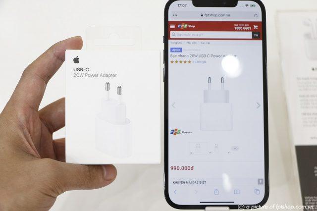 fpt-shop-mo-ban-sac-nhanh-20w-va-iphone-12-pro-max-128gb