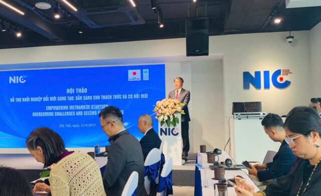 dai-su-nhat-ban-ito-naoki-chia-se-tai-dien-dan