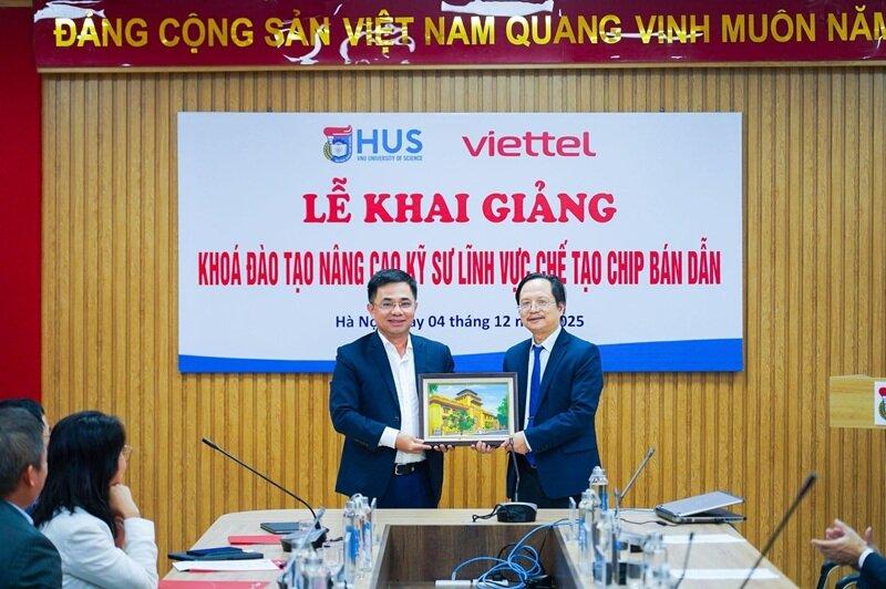 Viettel khởi động đào tạo kỹ sư, chuẩn bị cho nhà máy bán dẫn đầu tiên của Việt Nam插图